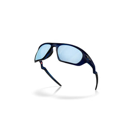 Oakley Sunglass Lateralis prizm deep water polarized Lenses with matte transparent blue Frame