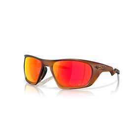 Oaakley Sulglass Kylian Mbappé Signature Series Lateralis prizm ruby Lense with matte dark amber Frame
