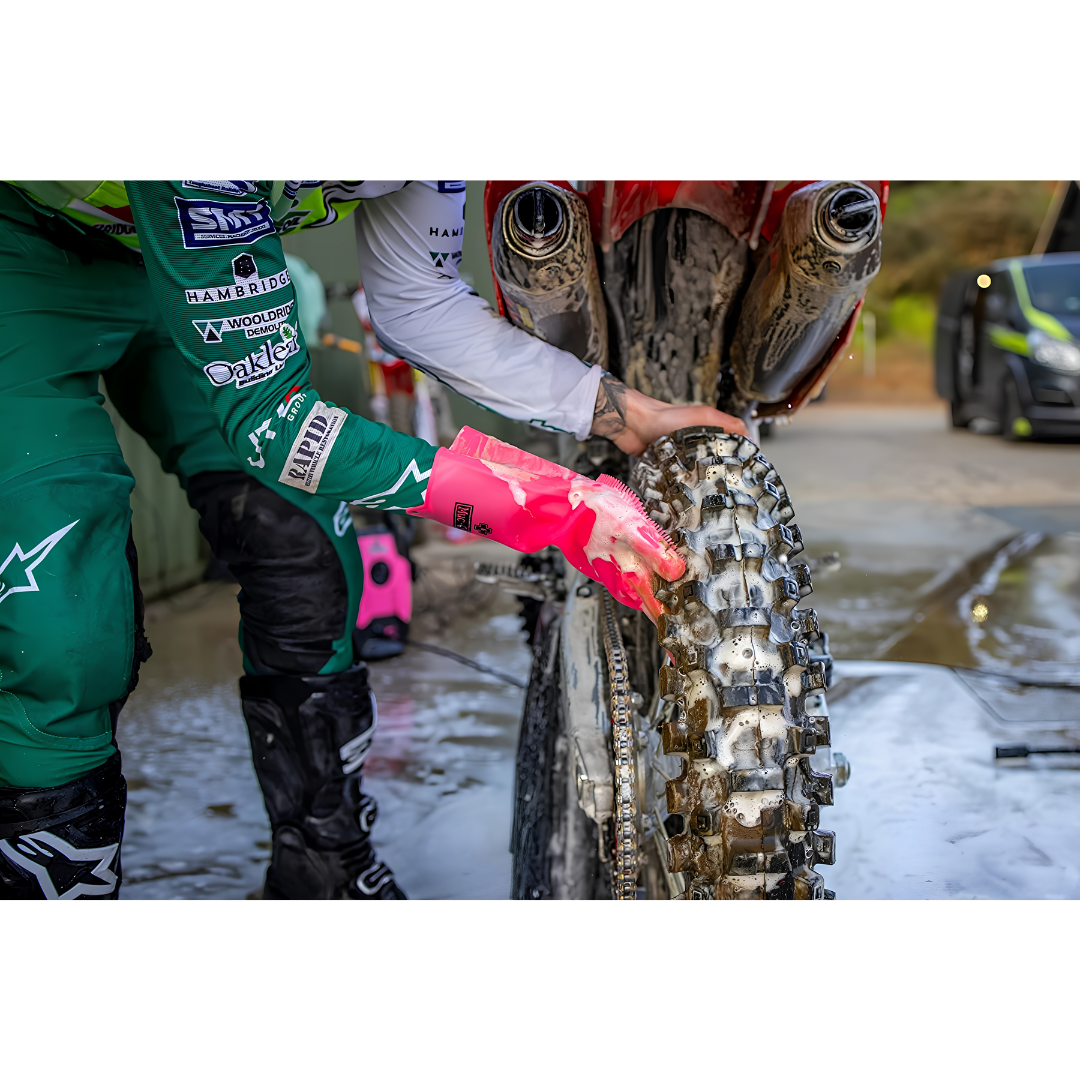 Muc-off Deep Scrubber Gloves (Pink)
