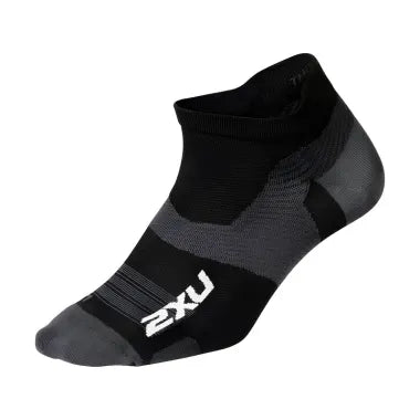 2XU Vectr Ultralight No Show Socks