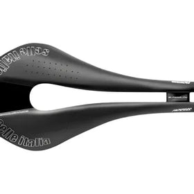 SELLE ITALIA NOVUS ENDURANCE SIZE:L WEIGHT: 310gm (± 8%) DIMENSIONS: 149x282 mm