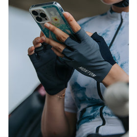 Monton Shadow Gloves-Grey