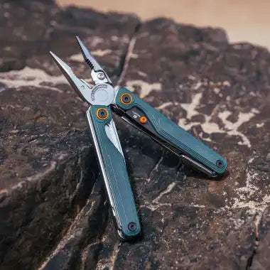 Leatherman Multipurpose Knife Wave Alpha-Cascadia Box