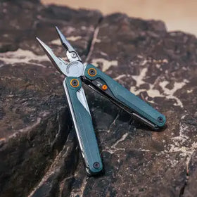 Leatherman Multipurpose Knife Wave Alpha-Cascadia Box