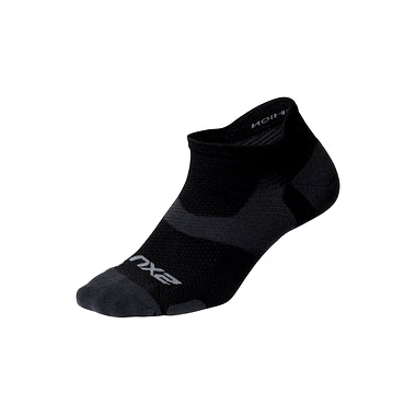 2XU Vectr LightCushion No Show Sock