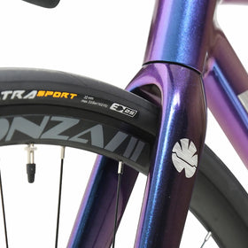 Bonzai Endurance 105 Road Bike