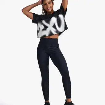 2XU WR6994A Form Crop Tee-Black/White-S