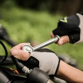 Birzman Macht Shock Pump (With 1 Inch Gauge)
