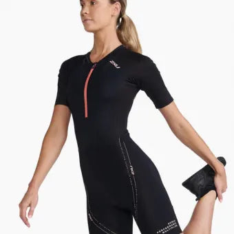 2XU Women Aero Sleeved Trisuit-S-Black/Hyper Coral