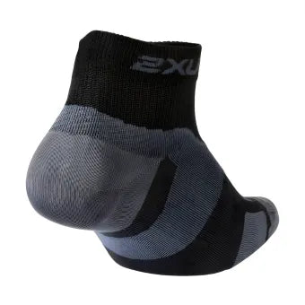 2XU Vectr Ultralight 1/4 Crew Sock-M-Black/Titanium