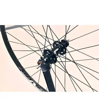 IceToolz E127T Through-Axle Adaptor