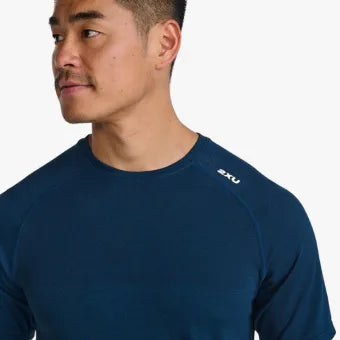 2XU MR7226A Motion Tech Tee-Motion/Midnight-M