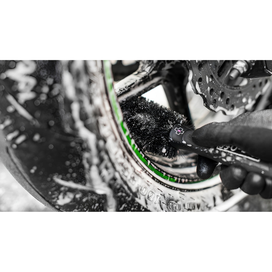 Muc-Off Wheel & Component Brush