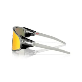 Oakley sunglass Latch™ Panel prizm ruby Lenses with grey ink Frame