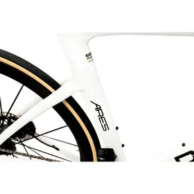 DOLAN ARES ROAD CARBON BIKE