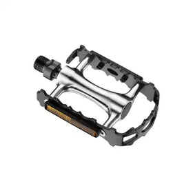 Giant Terrain Pedals
