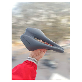 Elsier AeroFlow Performance Saddle