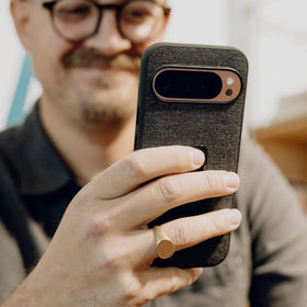 Peak Design Mobile // Everyday Fabric Case // Pixel 10 Pro XL // Charcoal