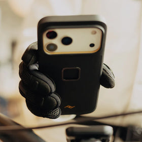 Peak Design Mobile // GNAR Case // iPhone 17 Pro // Black