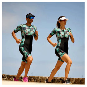 ZONE3 Momentum II Mens Short Sleeve Trisuit - Black/Green