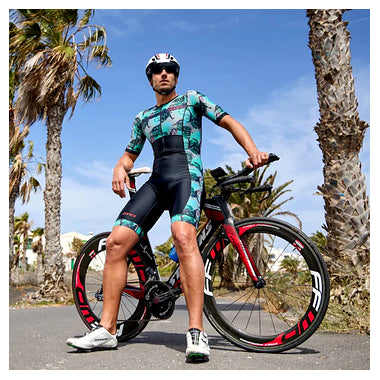 ZONE3 Momentum II Mens Short Sleeve Trisuit - Black/Green